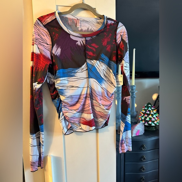 NWT FREE PEOPLE Movement Right On Run Printed Long Sleeve Layer Rocky Ridge - Picture 5 of 10